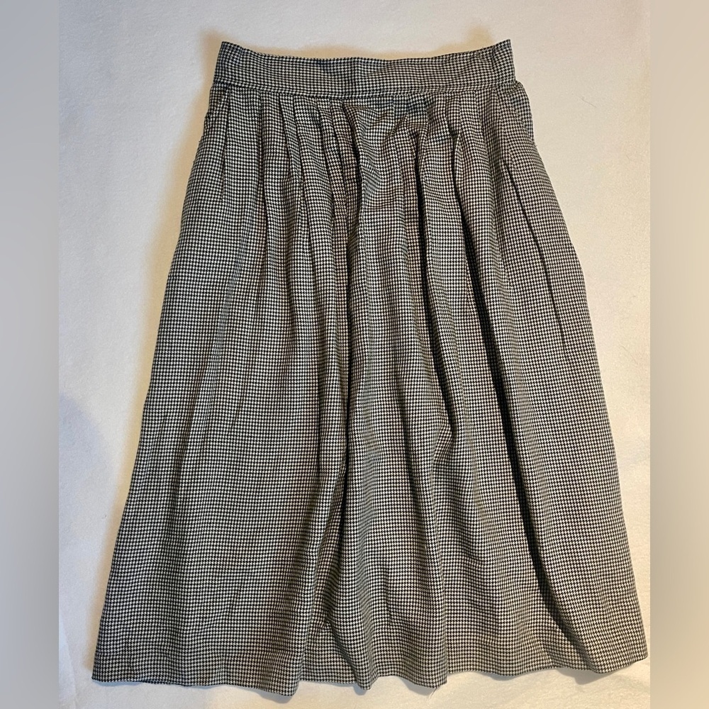Vintage Claude Skirt in Houndstooth Check Black/White | Size 11/12